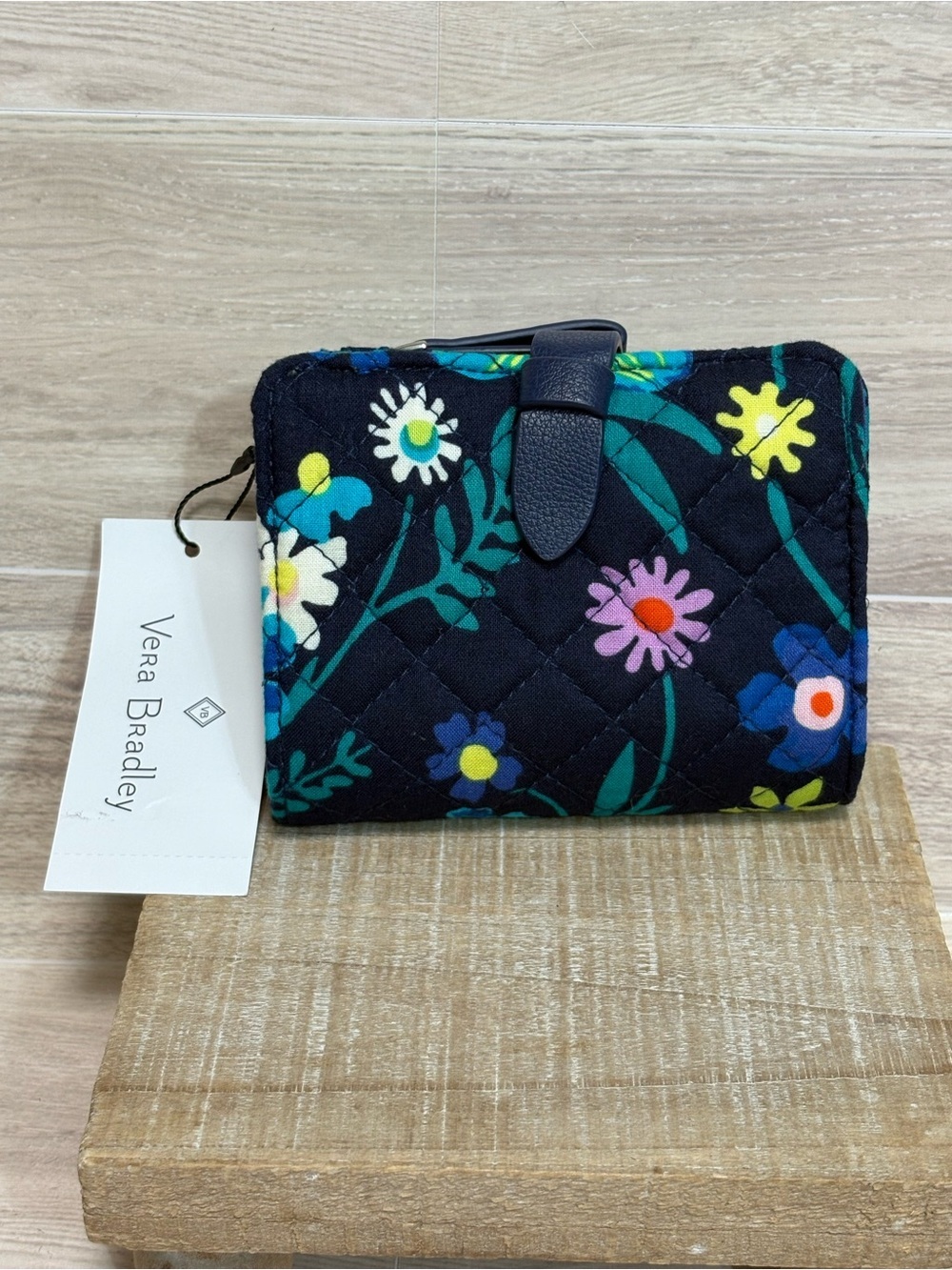 NWT Vera Bradley / Iconic RFID Small Wallet Moon Light Garden